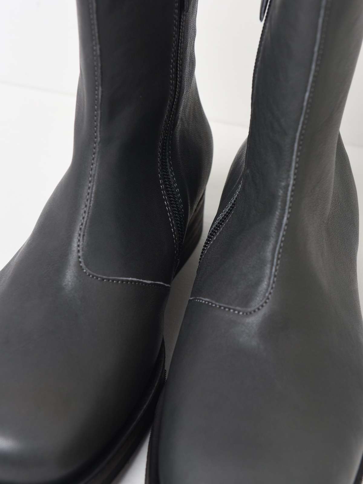 靴 OUR LEGACY CAMION BOOT ASH GREY 40 靴 OUR LEGACY CAMION BOOT ASH GREY 40 Our Legacy Camion leather