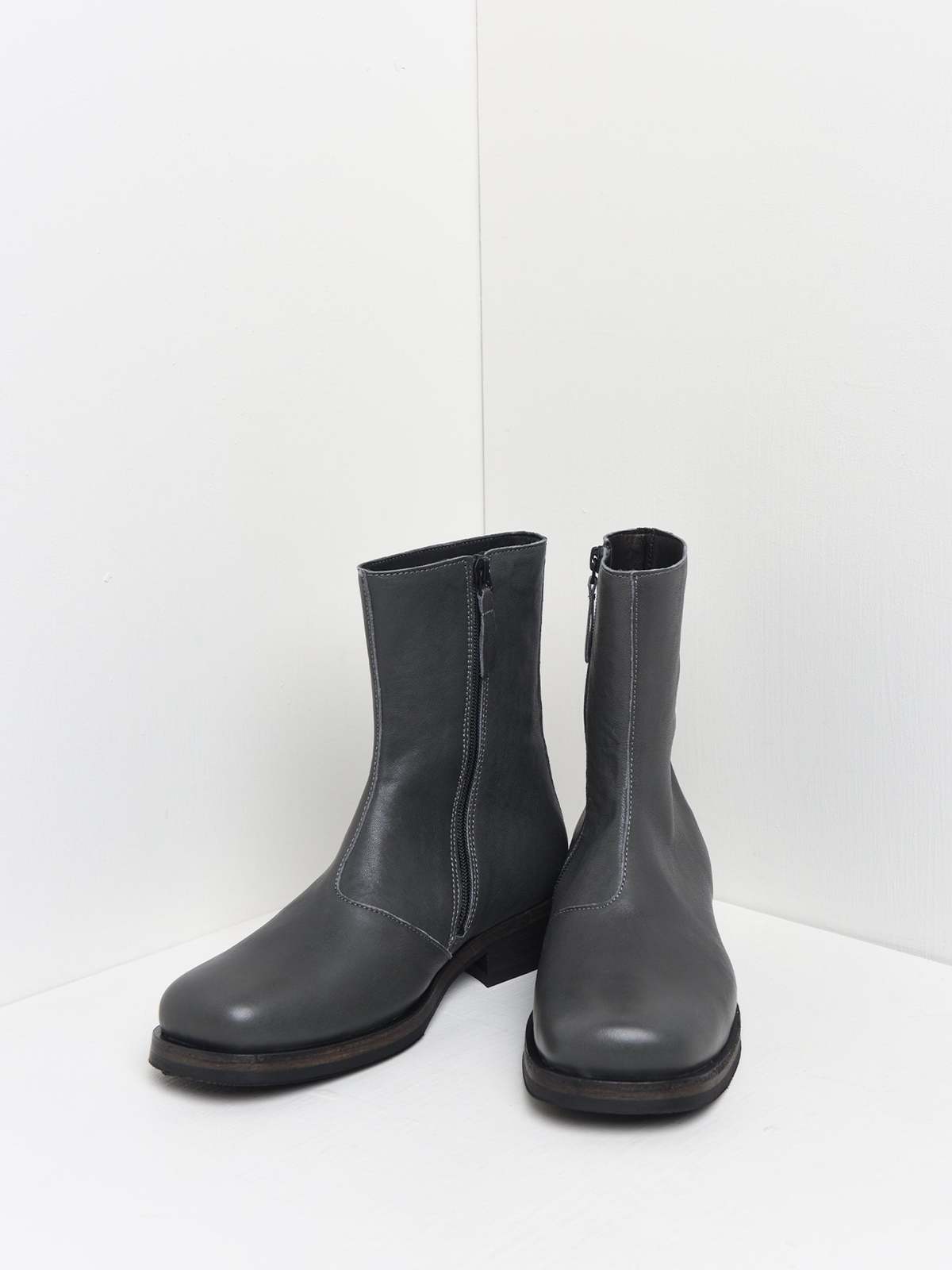 靴 OUR LEGACY CAMION BOOT ASH GREY 40 Our Legacy Camion Boot Leather Ash Grey Leather