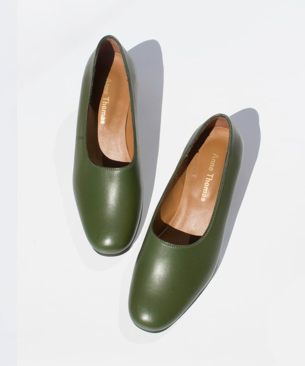 Anne Thomas Khaki Jeanne Pump Garmentory