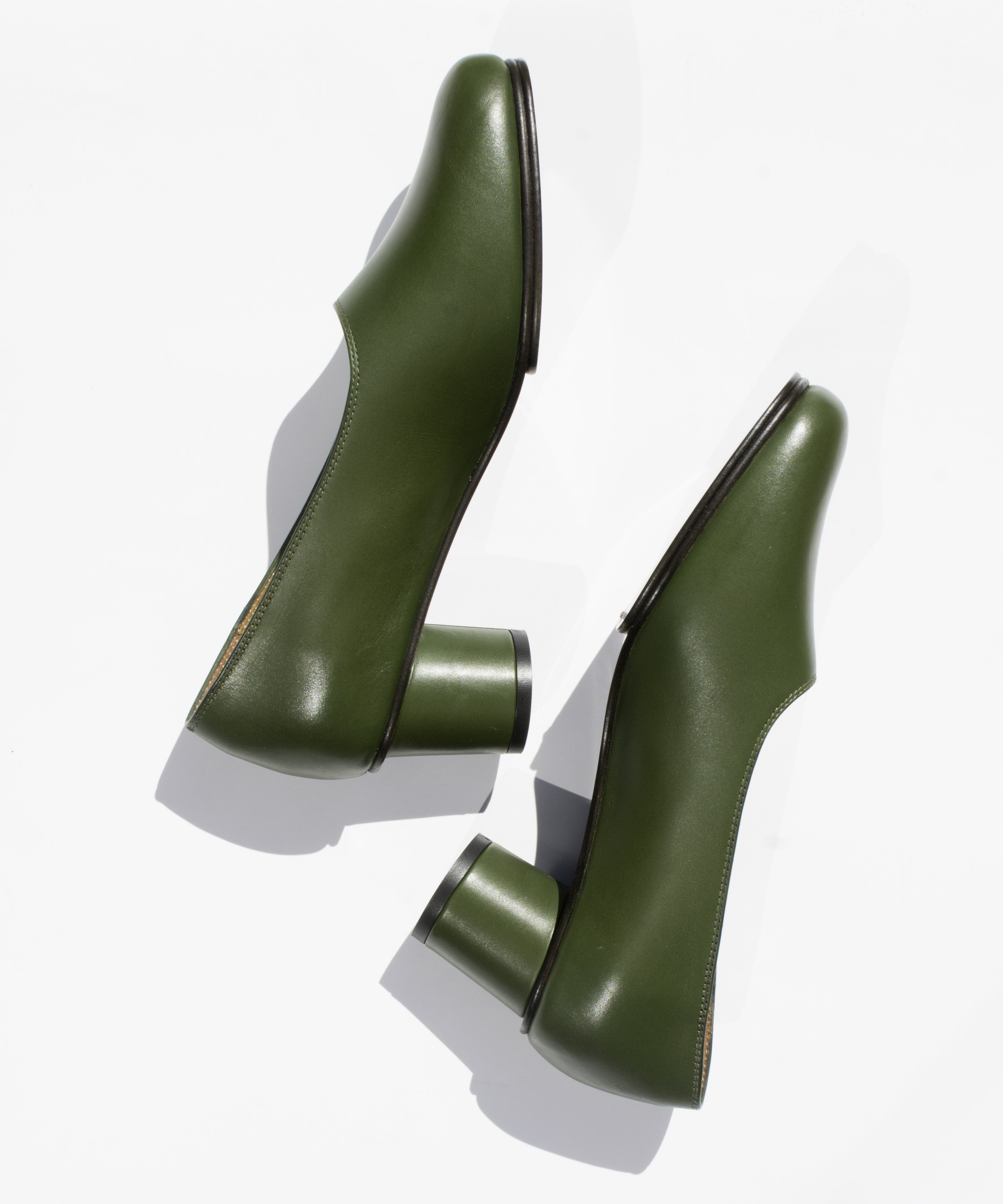 Anne Thomas Khaki Jeanne Pump Garmentory