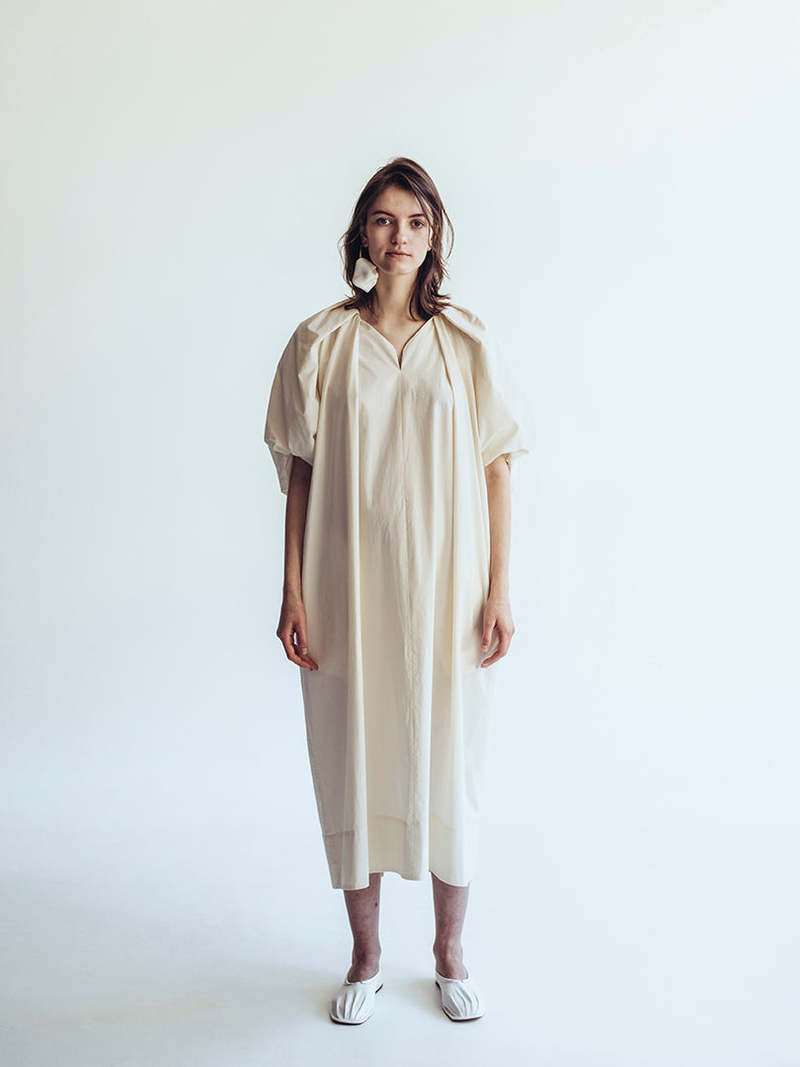 新品未使用】SAYAKA DAVIS TUCKED COCOON DRESS