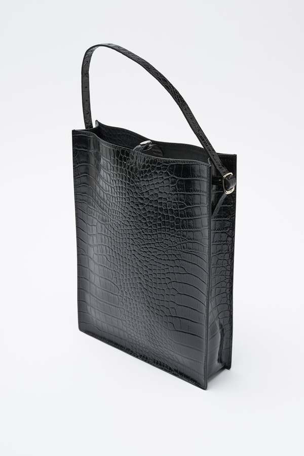 SUB TOTE (BLACK) | Garmentory