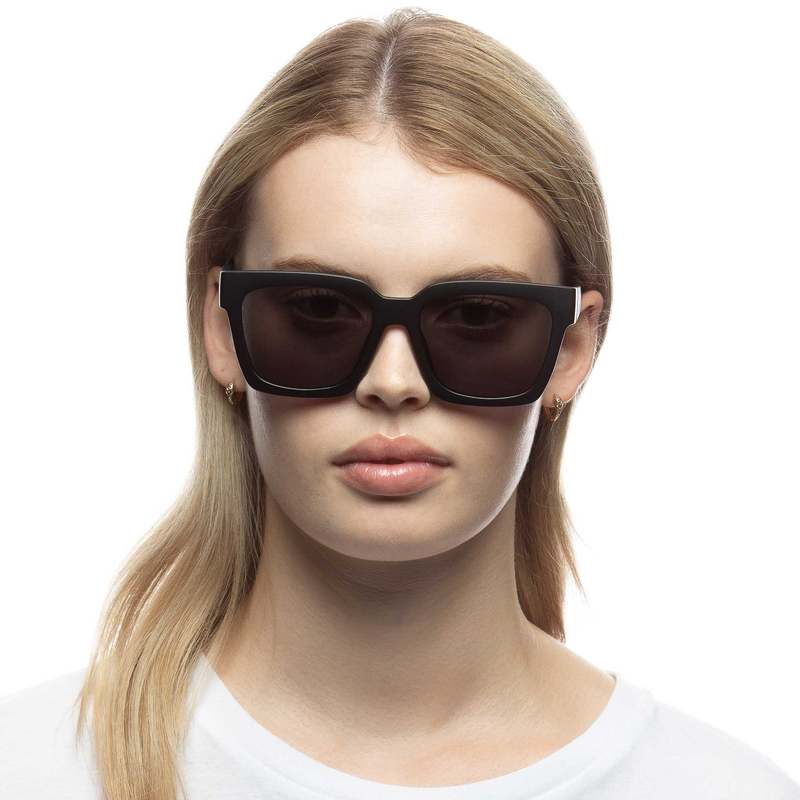 Le Specs Weekend Riot Sunglasses Matte Black Garmentory