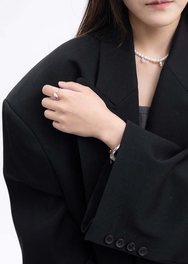 DEPARTMENT Silver White Y Ring - Silver/White