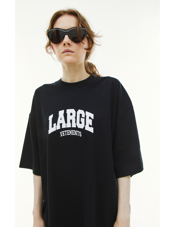 VETEMENTS Large Cotton T-Shirt Black Garmentory