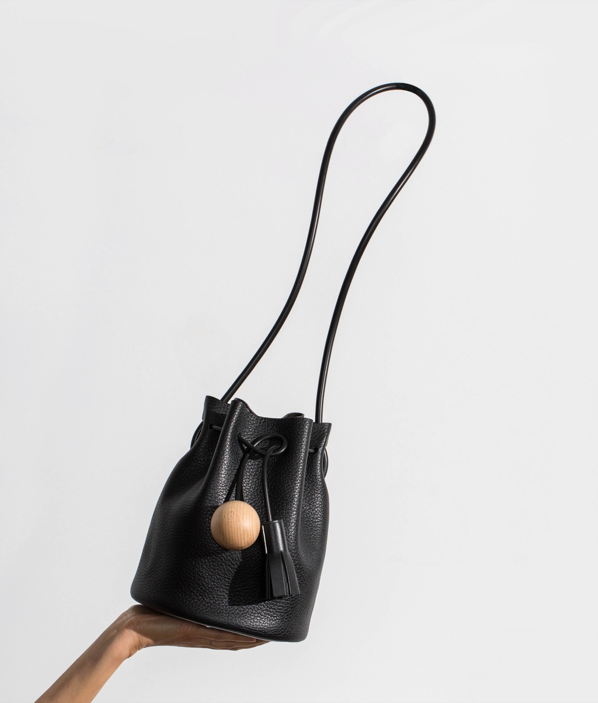 BUILDING BLOCK MINI BUCKET ショルダーバッグ Building Block Mini Bucket Bag - Pebbled Black | Garmentory