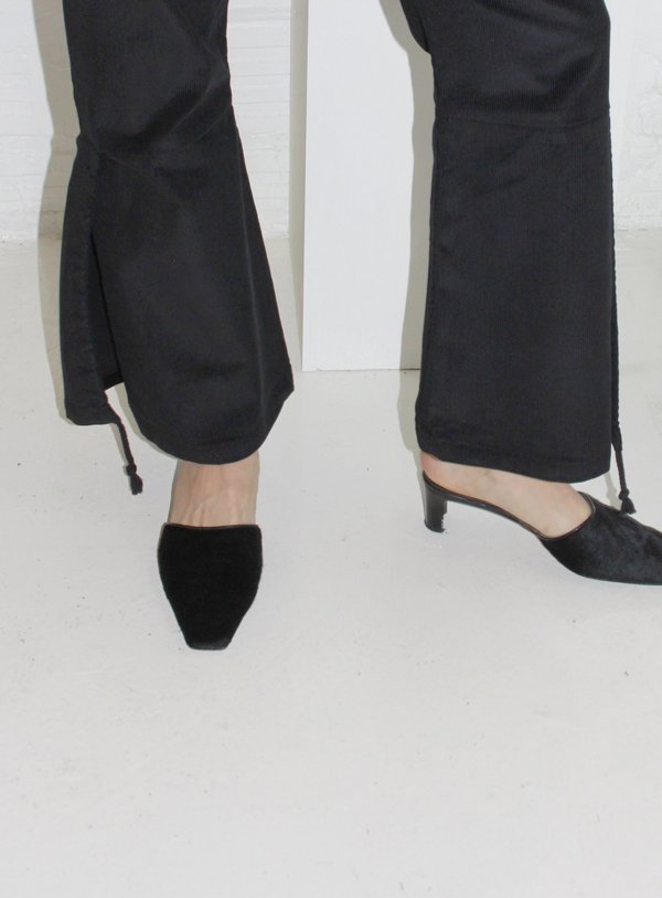 Ann Klein Vintage Calf Hair Mule - lack Ann Klein Vintage Calf Hair Mule - lack