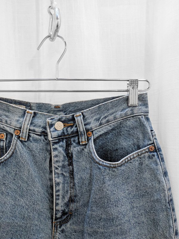 Moth Oddities Vintage 1990's High Waisted Jeans Moth Oddities Vintage 1990's High Waisted Jeans