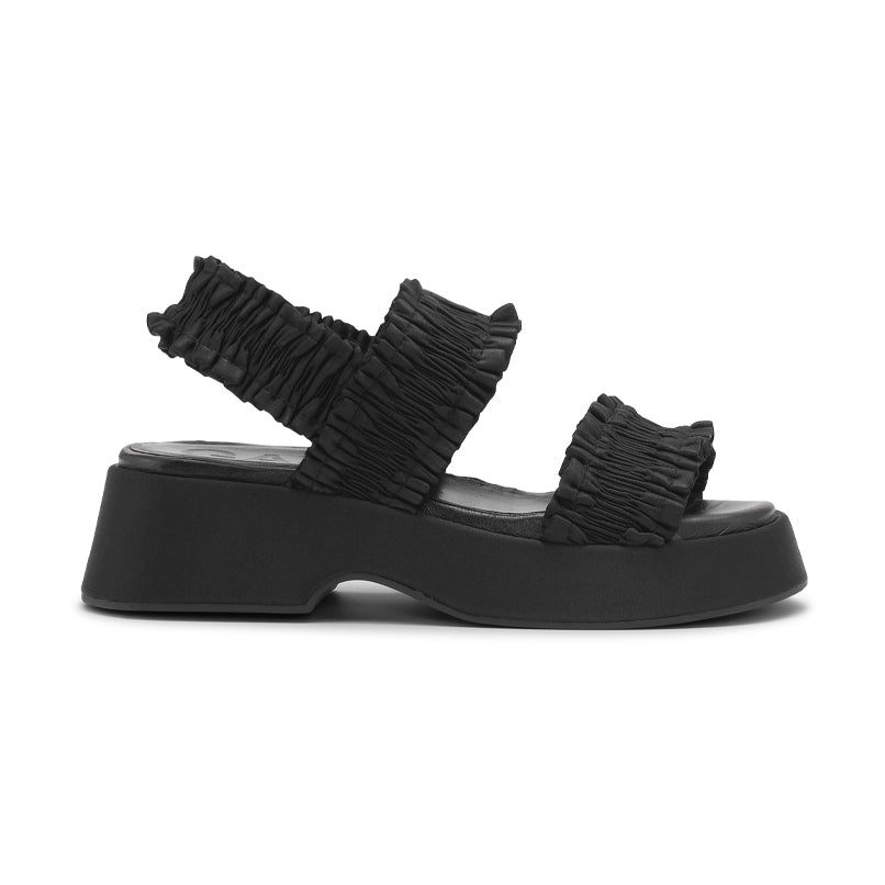 Sandal Ganni Black size 37 IT in Rubber - 44135952