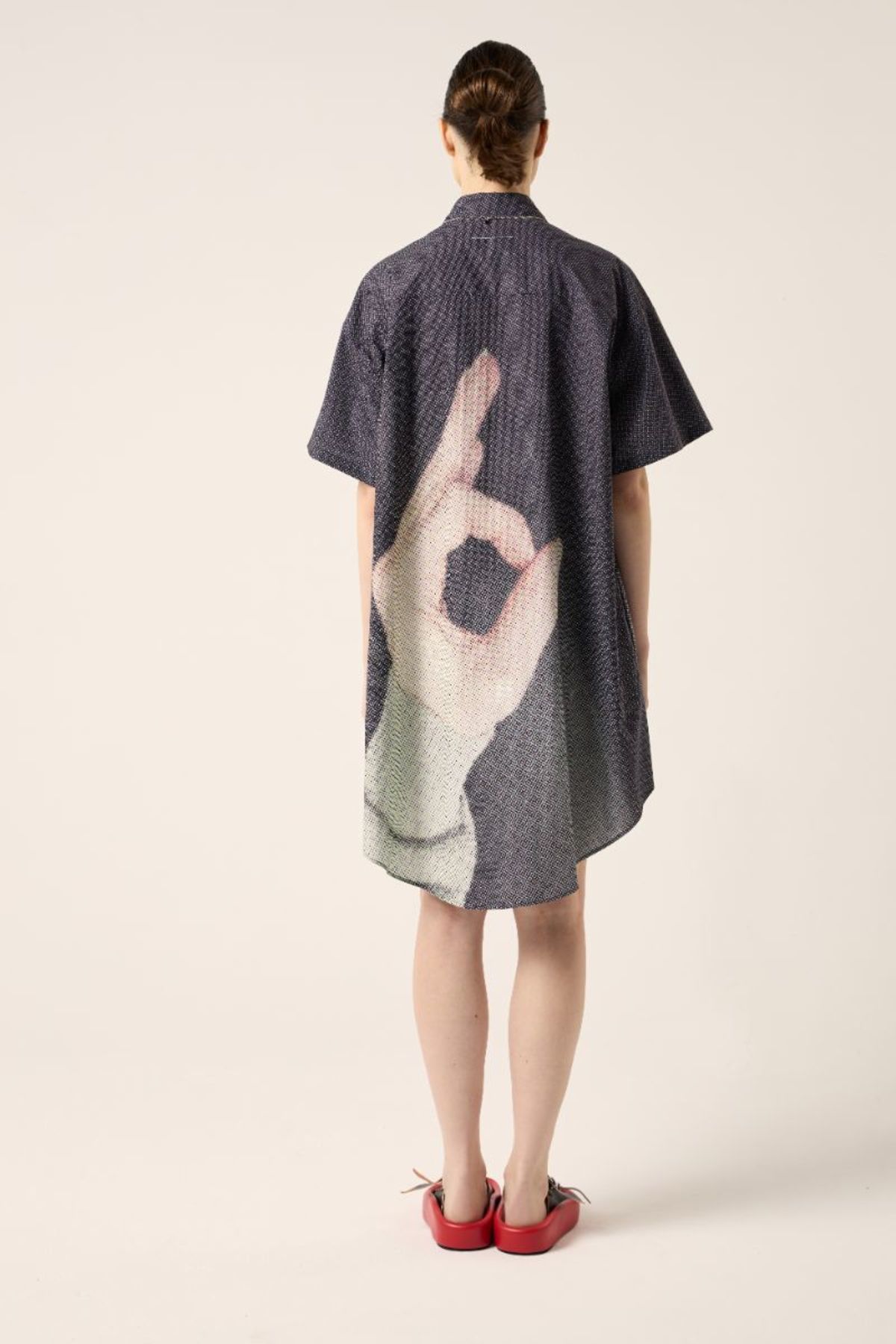 Hand-print-shirt-dress-Black-