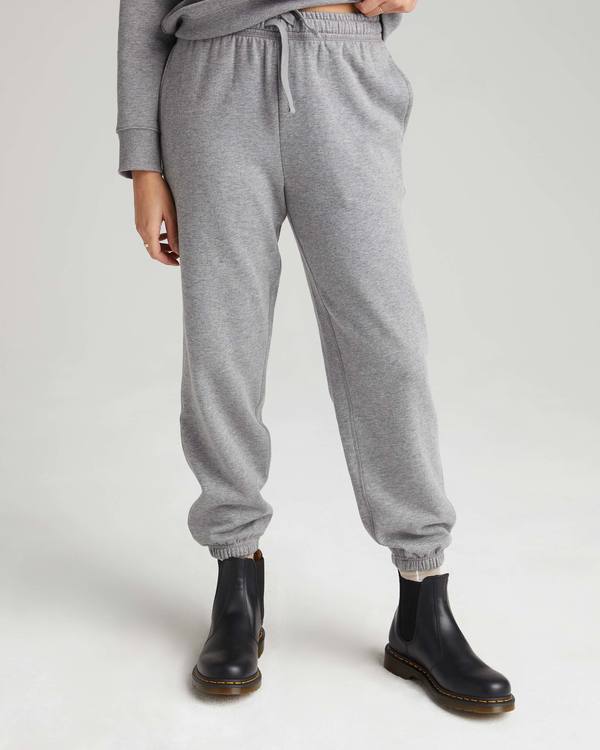 Richer Poorer Women's Recycled Fleece Classic Sweatpant