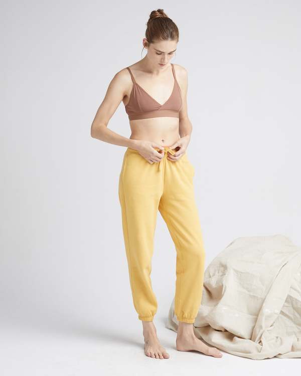Richer Poorer Women's Recycled Fleece Classic Sweatpant