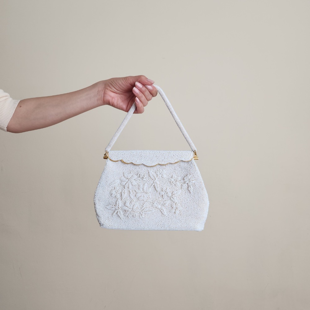 Vintage white sale beaded purse