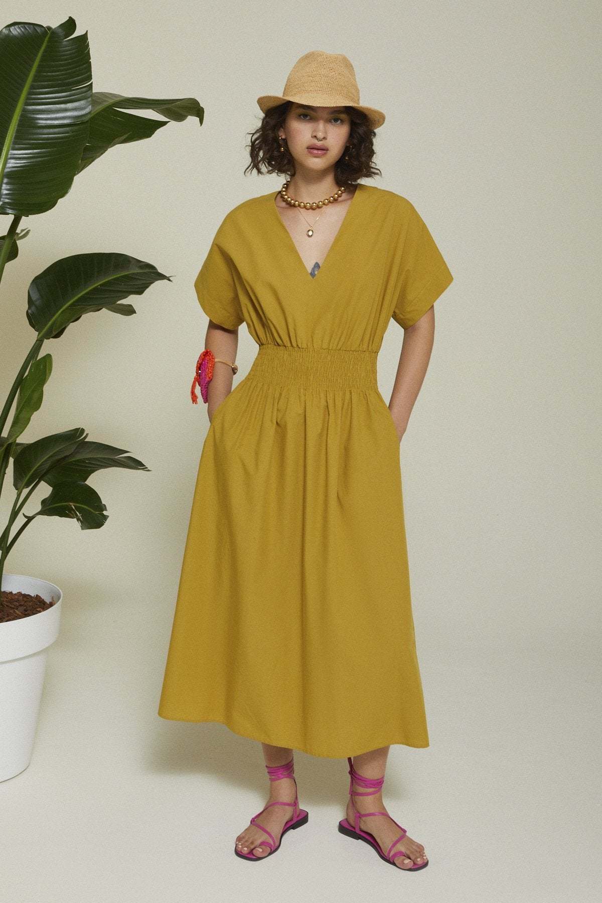OttodAme Poplin V-Neck S/S Midi Dress - Black | Garmentory OttodAme Poplin V-Neck S/S Midi Dress - Black | Garmentory