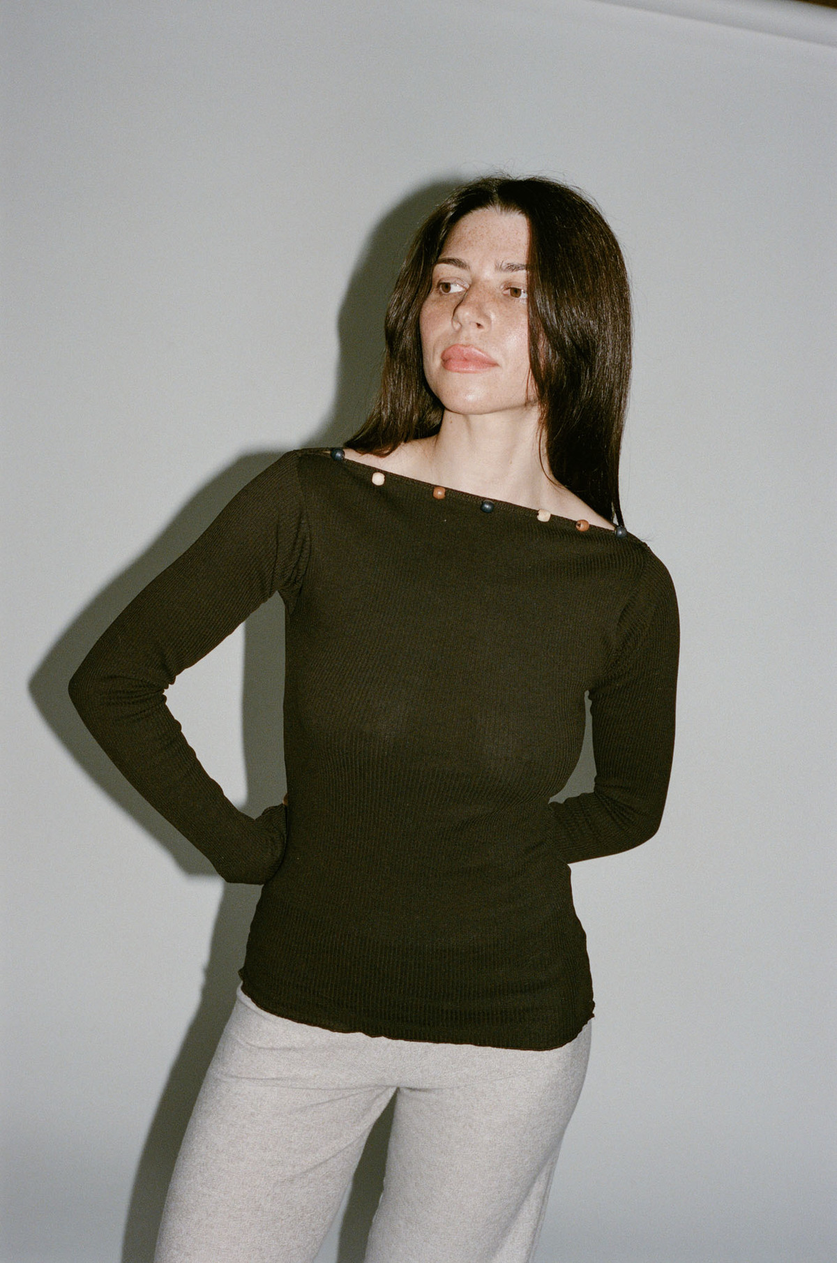 トップス Baserange LONG SLEEVE TEE FOVEA Baserange-Tav-Long-Sleeve---