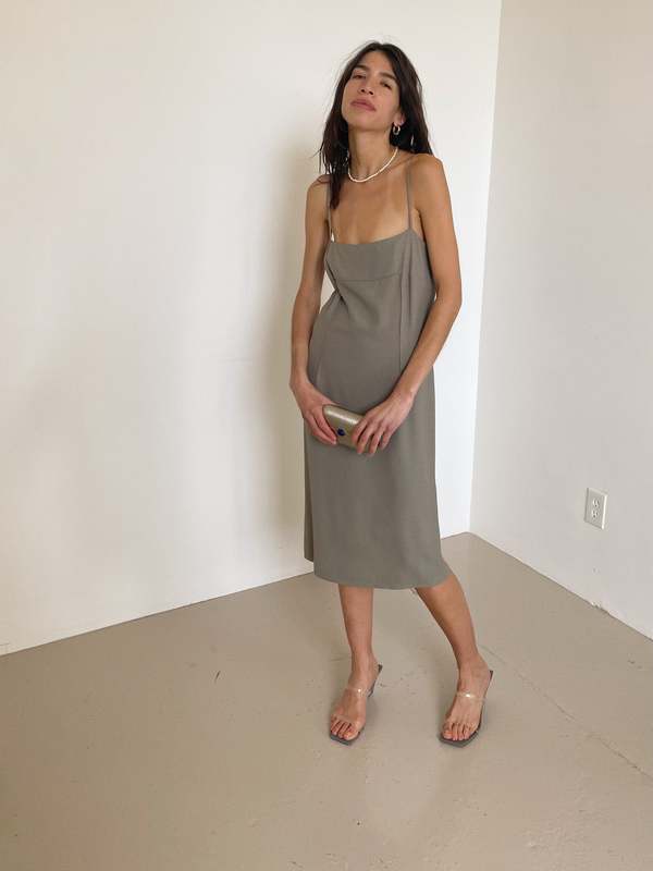 brown dresses for wedding guests DONNA KARAN Size L Brown Wool Jersey Ruched Sleeveless Midi Dress – Sui  Generis Designer Consignment
