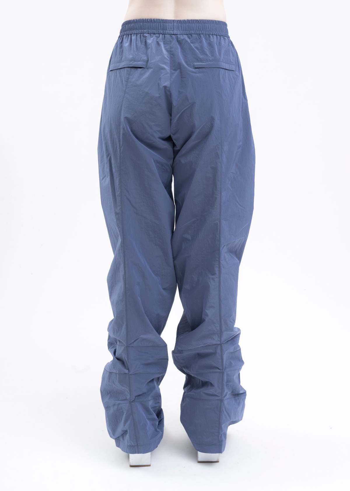 DUSTY-BLUE-BANANA-PARACHUTE-
