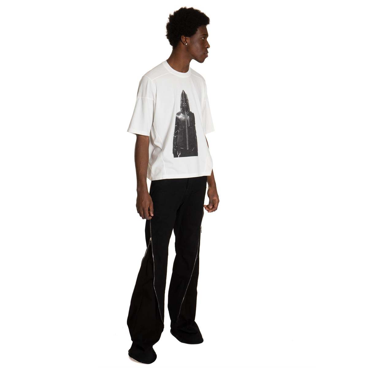 Walrus T - Black / Milk in Black - The Shelter