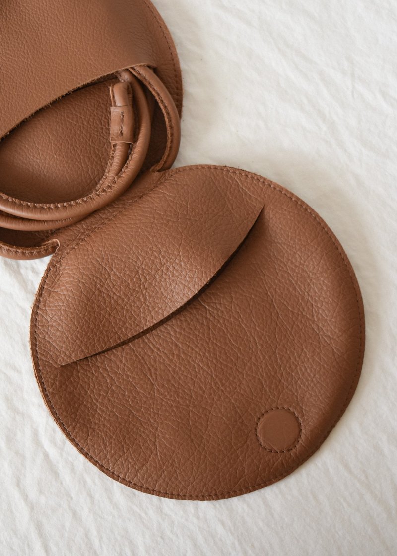 Are Studio Disc Bag - Saddle Are Studio Disc Bag - Saddle