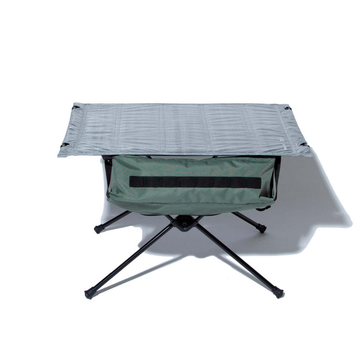 【新品】F/CE. × HELINOX DYNEEMA TABLE F/CE Dyneema Table Helinox - White | Garmentory