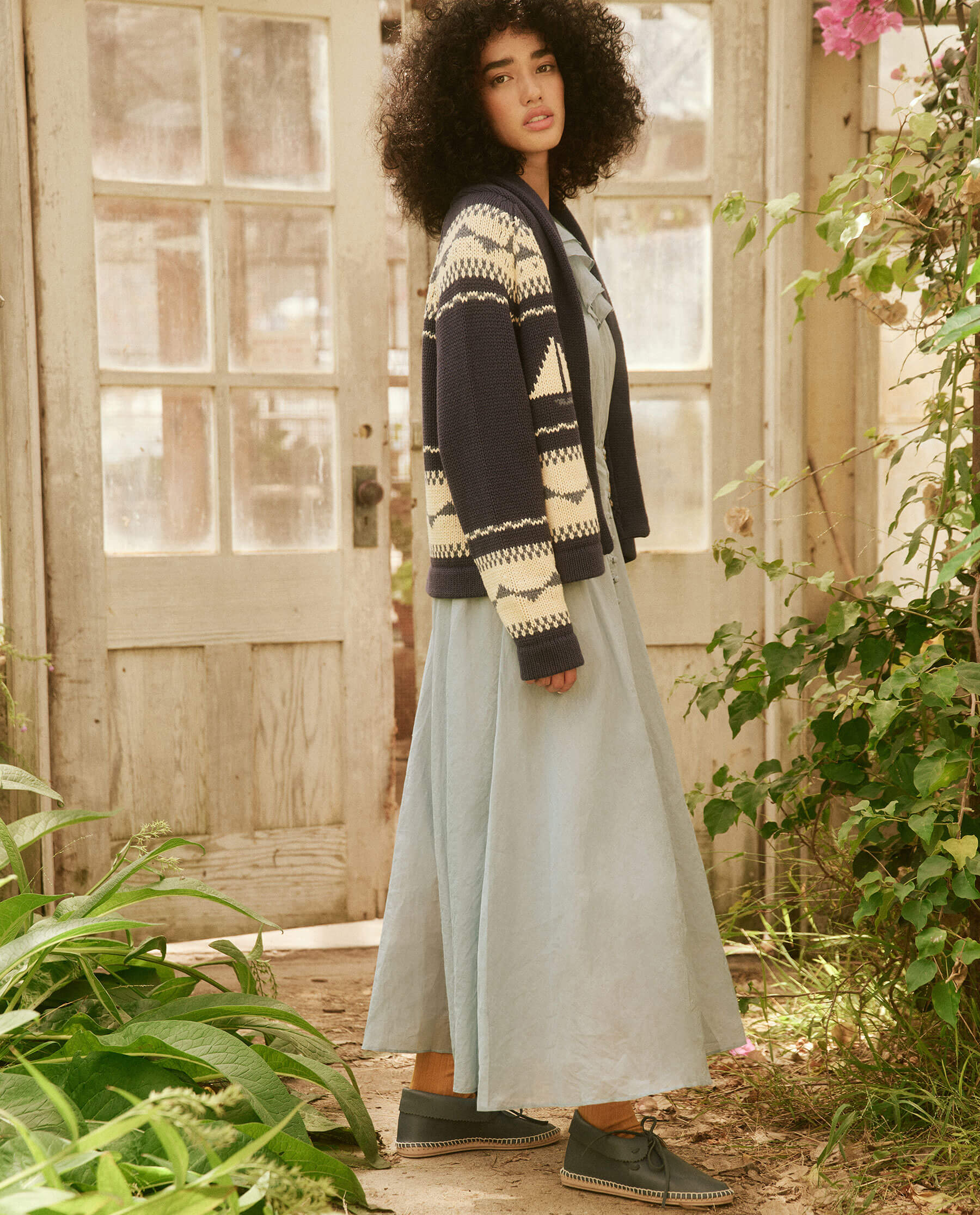 The Sailboat Lodge Cardigan in Dark Navy