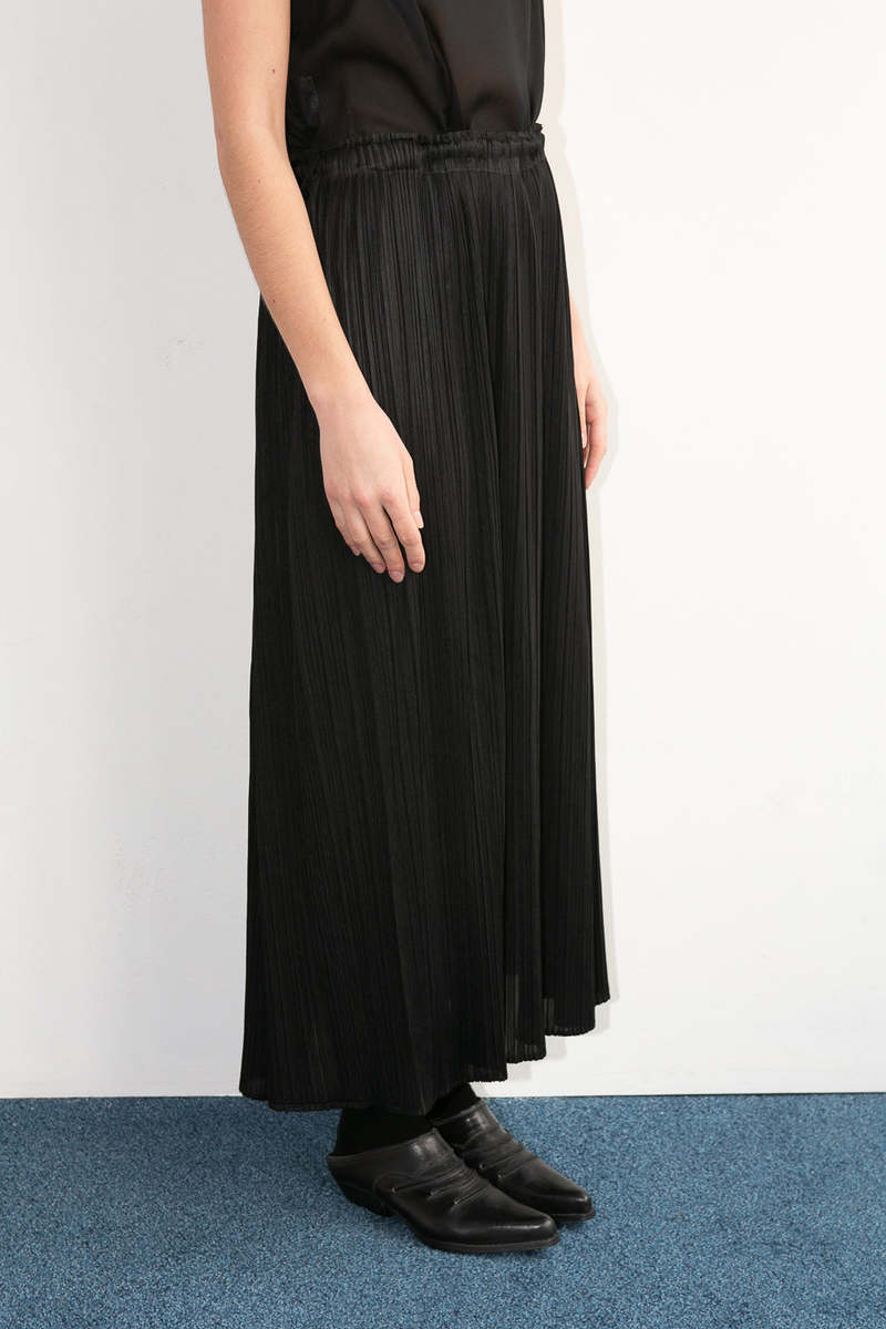 Vintage Pleats Please Issey Miyake Skirt - Black | Garmentory