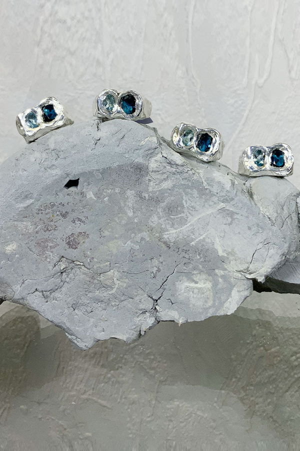 Simuero Buzo Ring - Sterling Silver/Blue Topaz