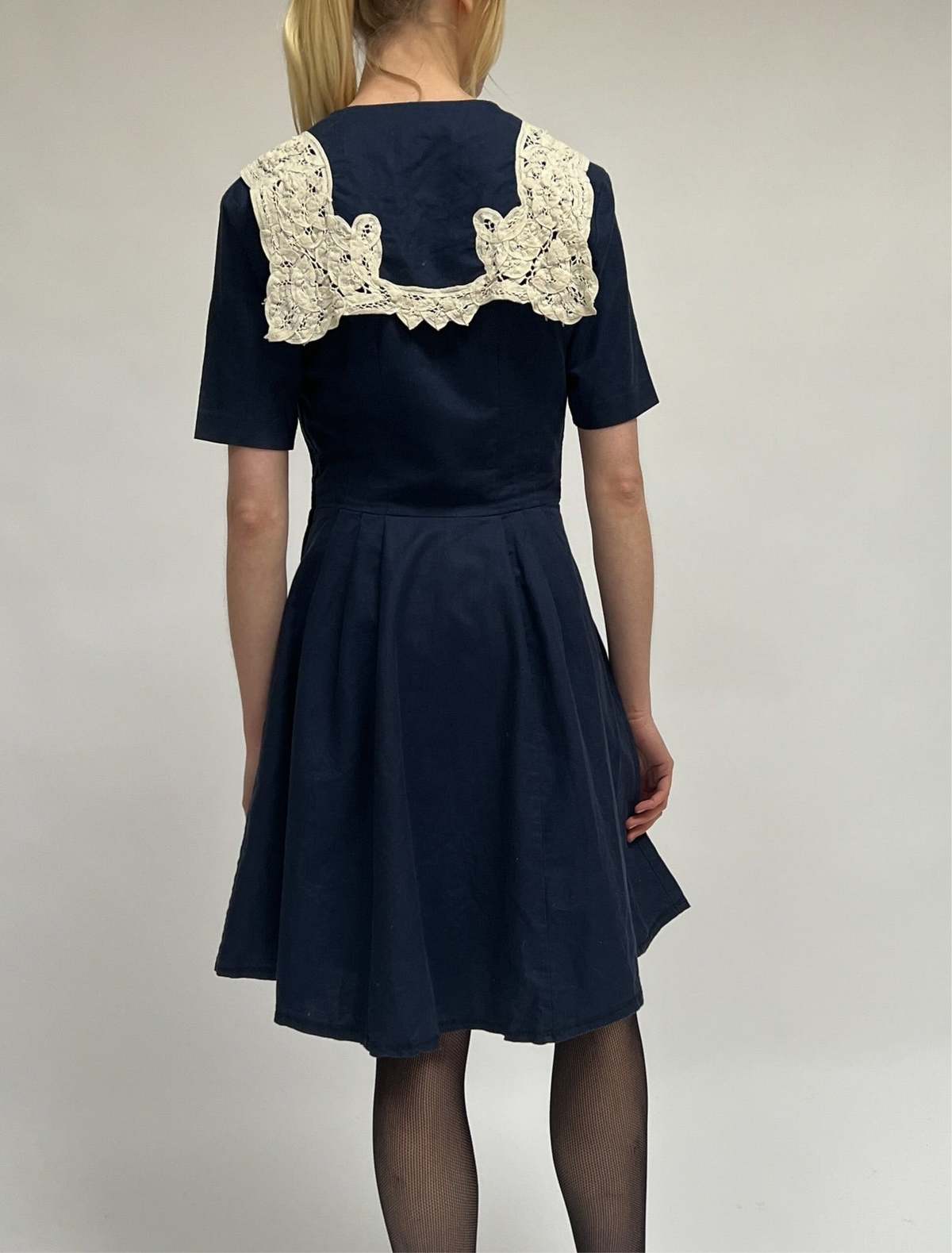 homecoming dress a line Lace Applique Silver A Line Homecoming Dresses V Neck Cheap Short Prom  Dress APD2724
