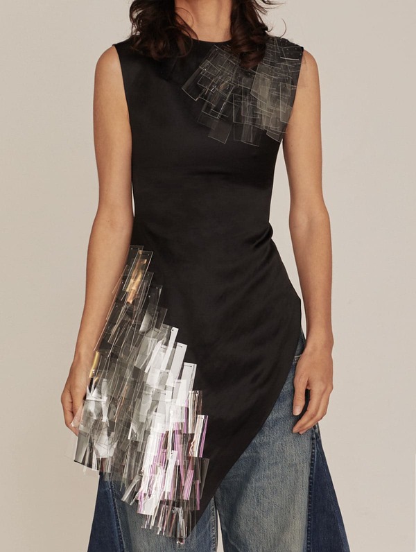 A.W.A.K.E. MODE Sleeveless Asymmetric Top