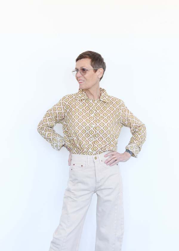 Auntie Oti Button Shirt - Wallpaper