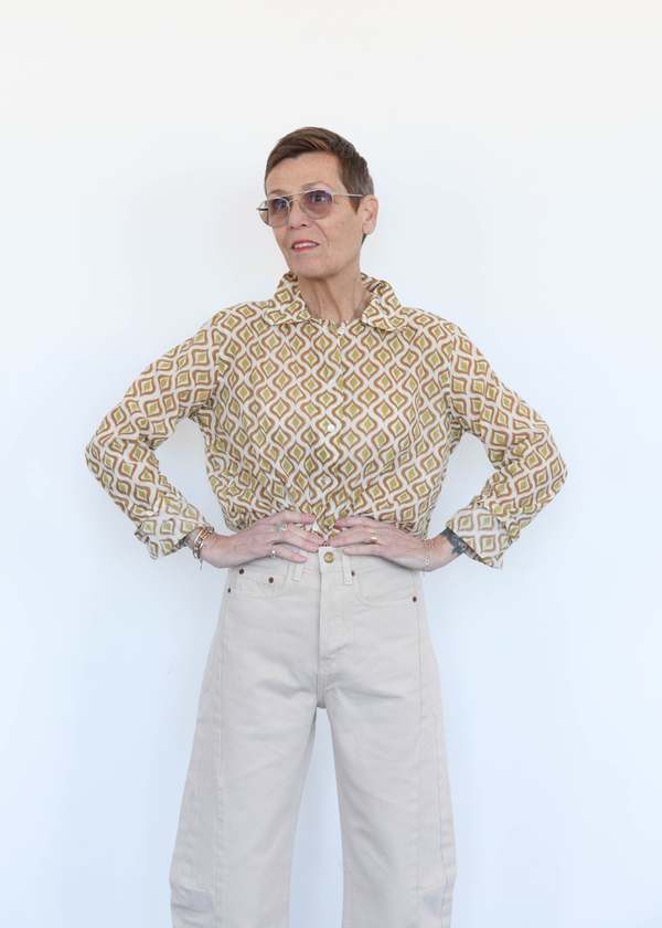 Auntie Oti Button Shirt - Wallpaper