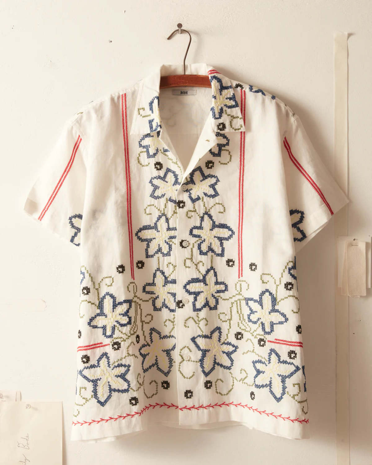 【Bode】 EmbroideredフープコットンTシャツ 0400019887268?wid=900