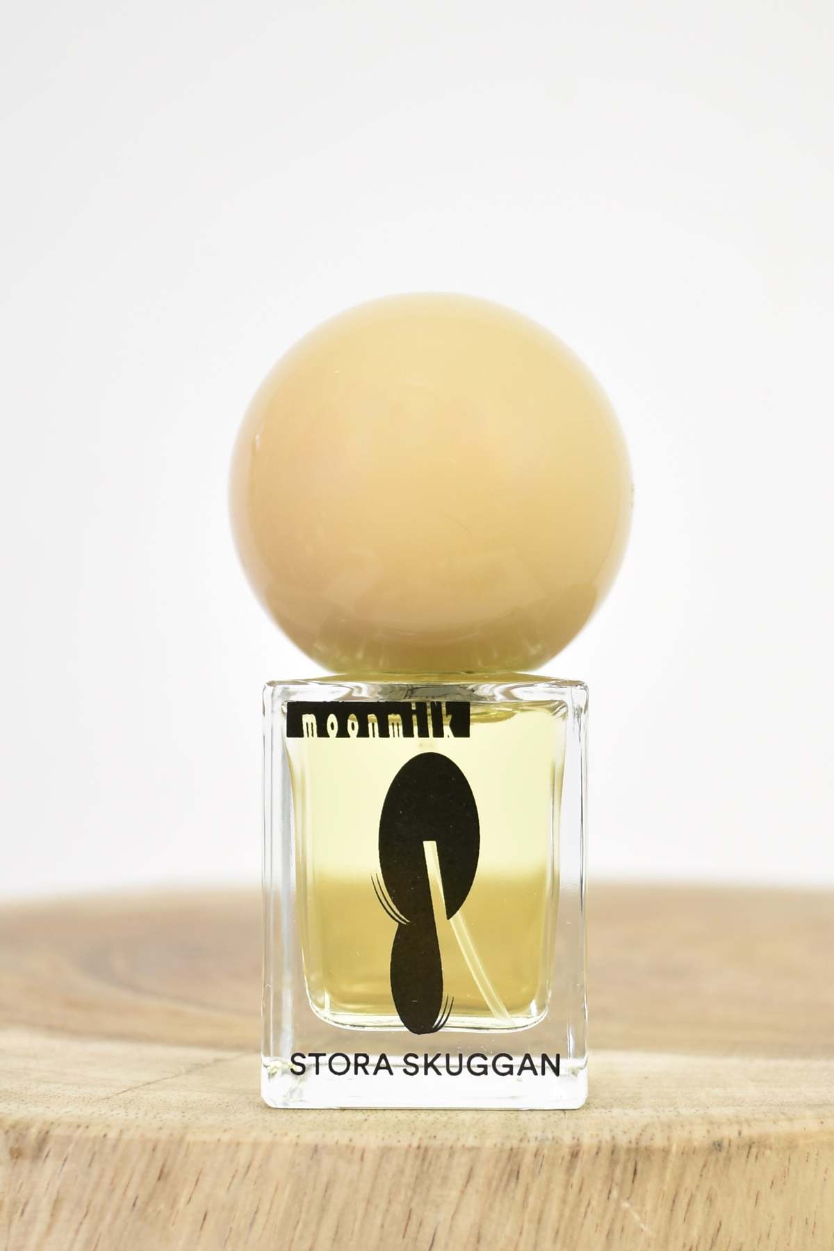 Stora Skuggan Moonmilk Eau De Parfum - Beige | Garmentory Stora Skuggan Moonmilk Eau De Parfum - Beige | Garmentory