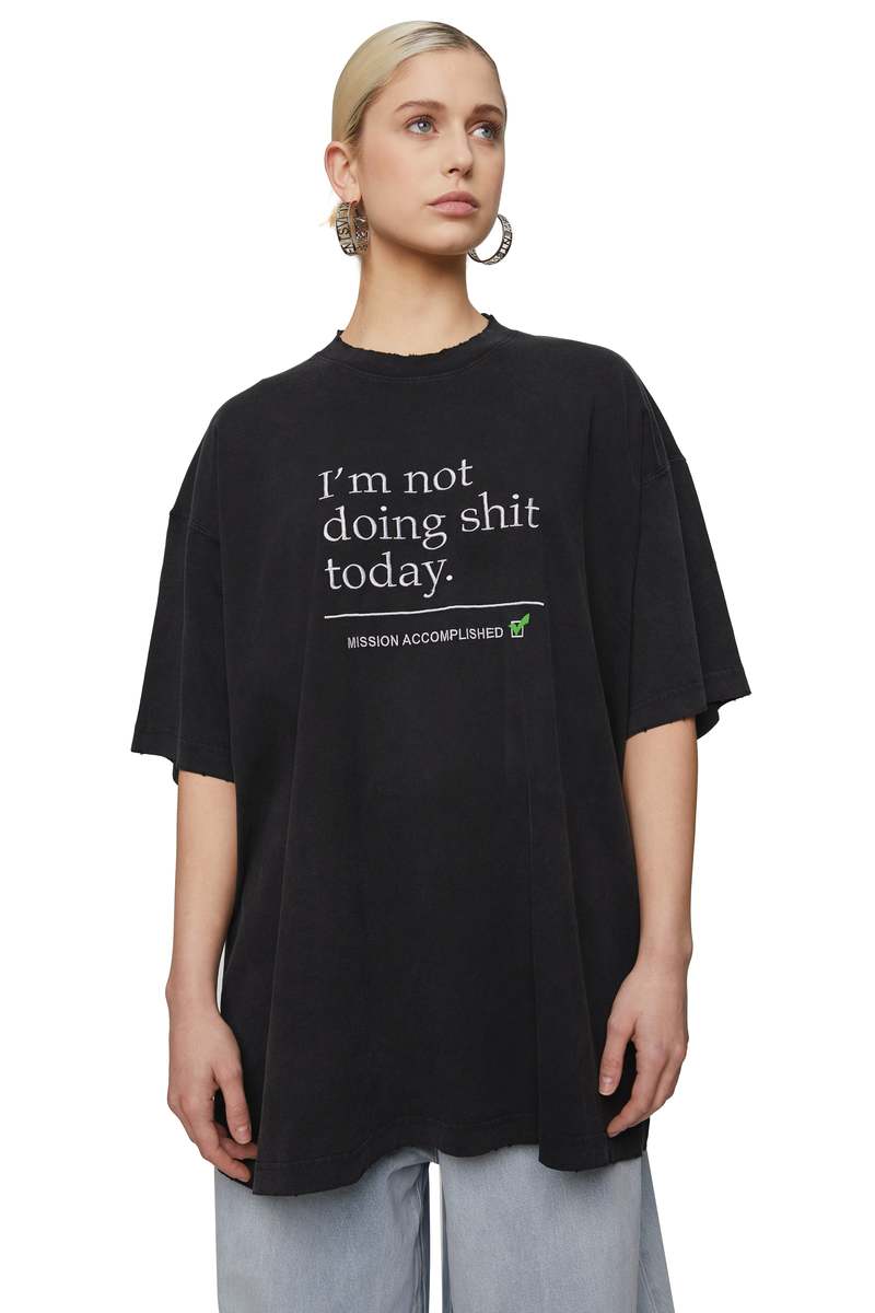 ハーランド着用 VETEMENTS NOT DOING SHIT Tシャツ Vetements Not Doing Shit Today T-shirt - Black | Garmentory