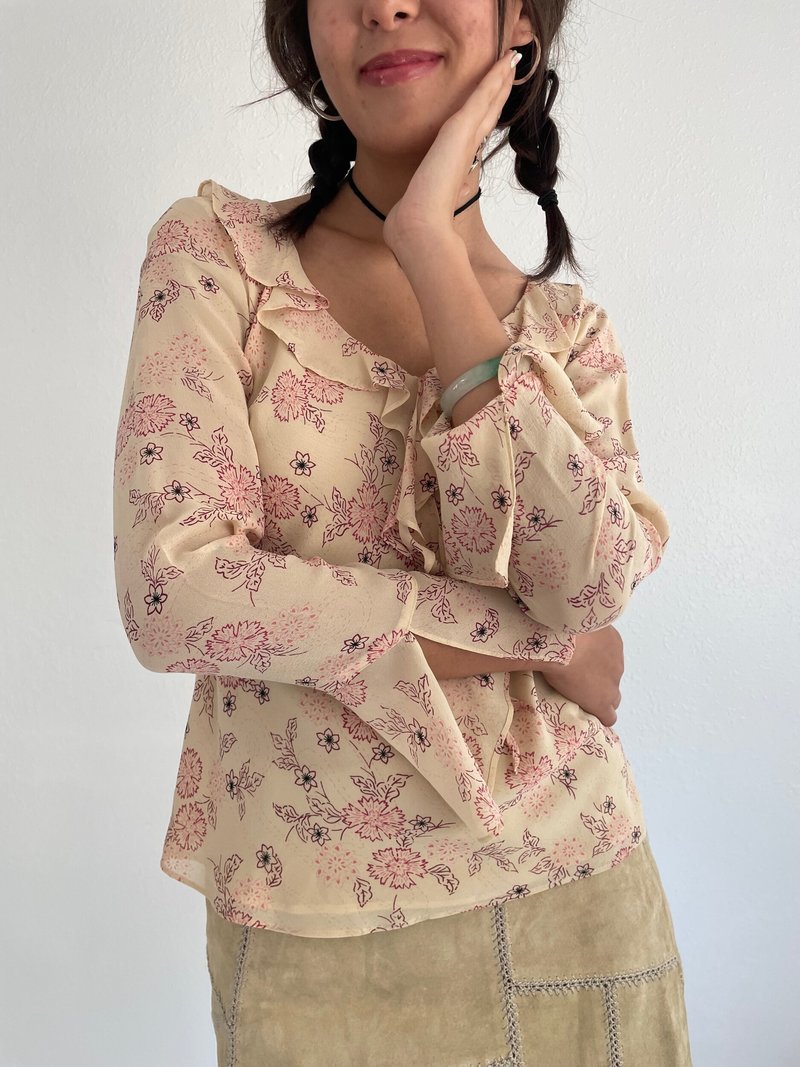 Ann Taylor Loft Arianne blouse - Pink | Garmentory, image size:800x1067