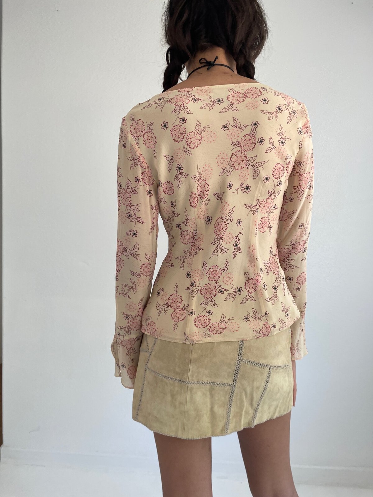 Ann Taylor Loft Arianne blouse - Pink | Garmentory, image size:1200x1600