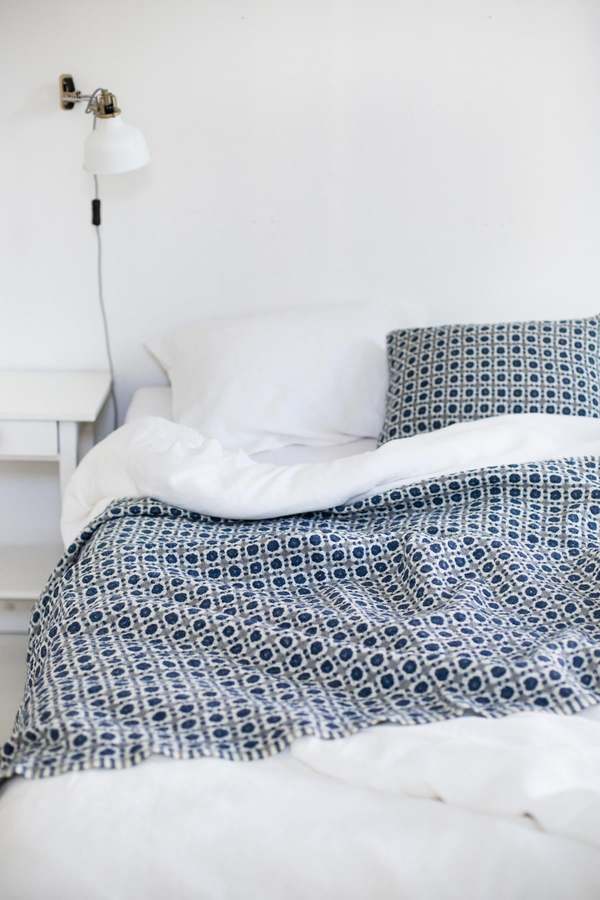 Lapuan Kankurit CROWN Wool Blanket Blue Garmentory
