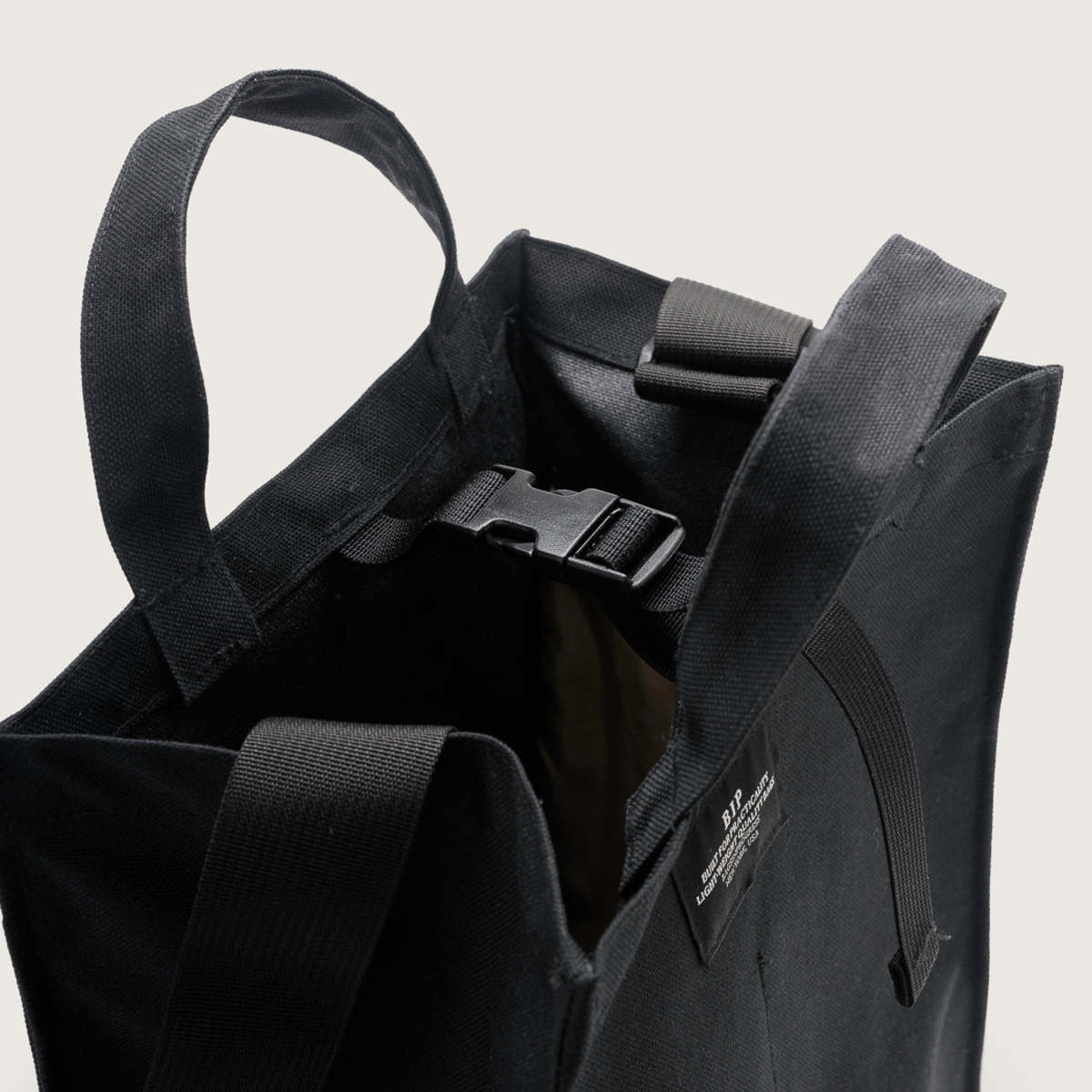 Bags in Progress Box Tote Black Garmentory