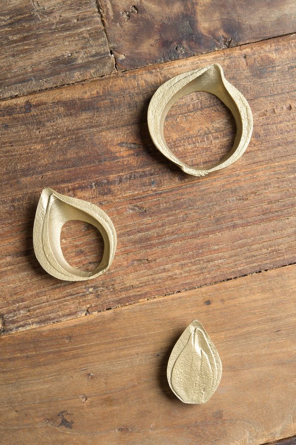 Saikai Toki Trading Inc. Brass Trivet Onion