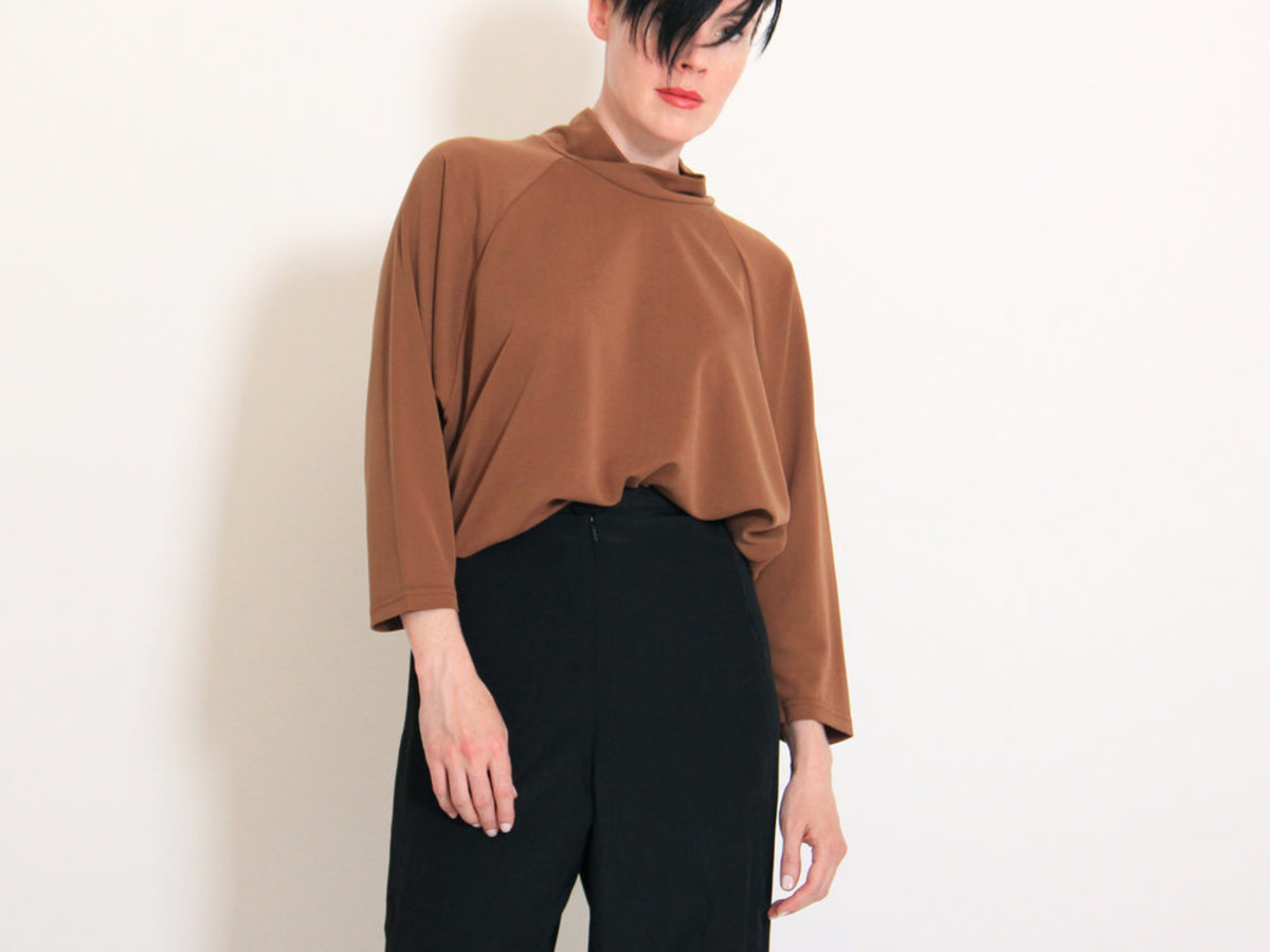 Eve Gravel Kapes Top in Black main image 0