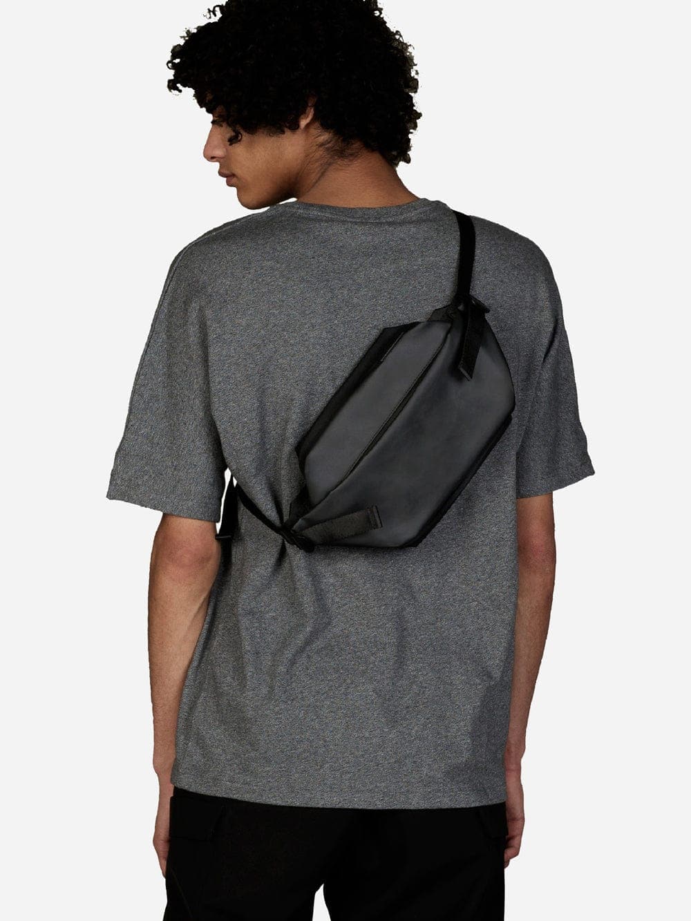 Côte & Ciel Isarau S Obsidian sling bag - Black | Garmentory