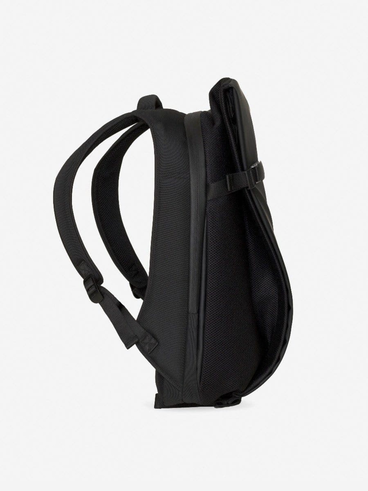 Côte & Ciel Isar M Obsidian - Black | Garmentory