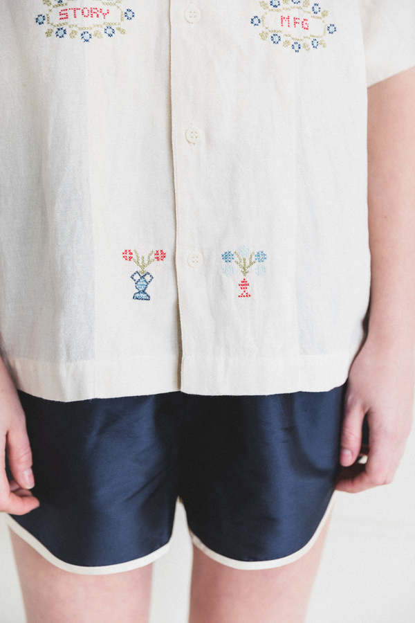 STORY mfg. Sampler Hand Embroidery Greetings Shirt