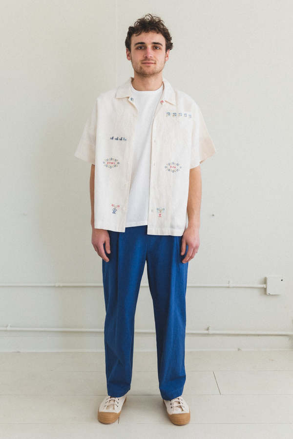 STORY mfg. Sampler Hand Embroidery Greetings Shirt