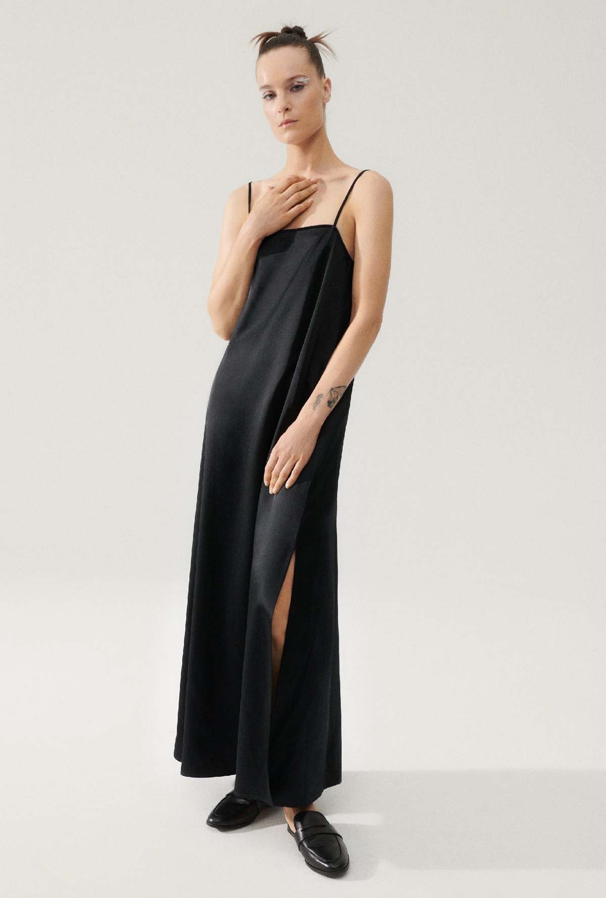 Silk Laundry HEAVY A-LINE DRESS - BLACK | Garmentory Silk Laundry HEAVY A-LINE DRESS - BLACK | Garmentory