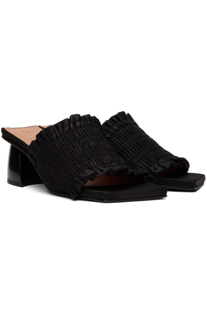 ☆韓国の人気☆【GANNI】☆BLACK SOFT KNOT FLAT MULES☆ Ganni Soft Knot Flat Mule - Black | Garmentory