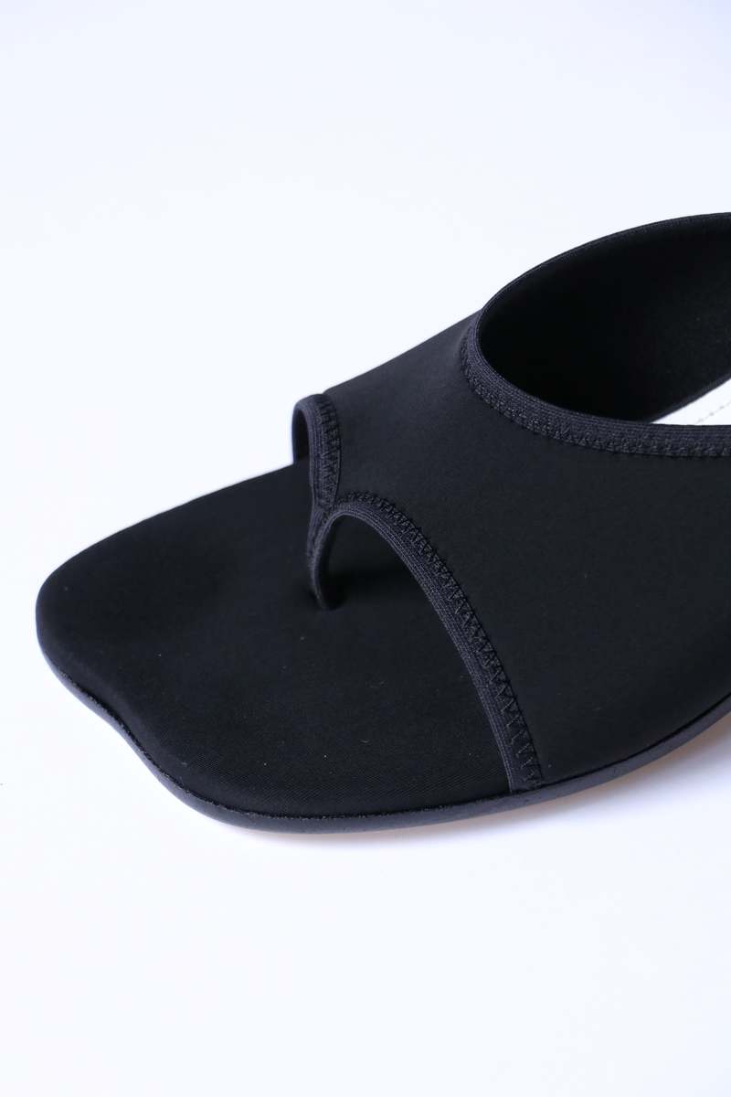 サンダル・ミュール MM6 MAISON MARGIELA Women Sandals S59WP0206P6383T8013 black Sandali MM6 Maison Margiela Sandal S59wp0206p6383 of Women