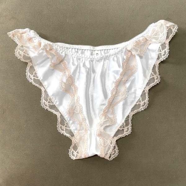 Vintage Victoria's Secret White Lingerie White Label -  UK