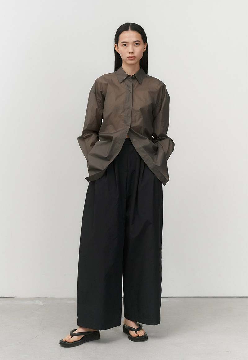 AMOMENTO Three Tuck Banding Pants - Black | Garmentory