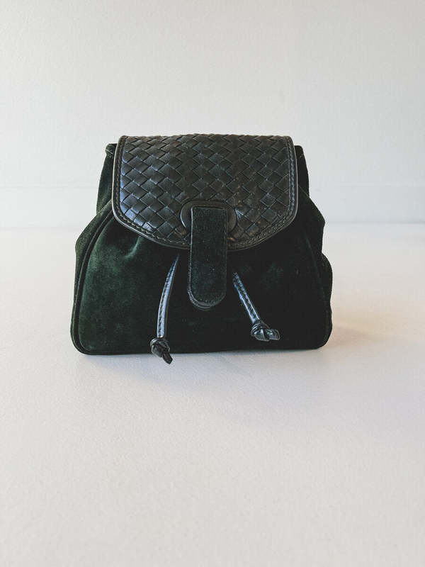 lululemon 2 liter belt bag LULULEMON Everywhere Belt Bag 1L vs 2L